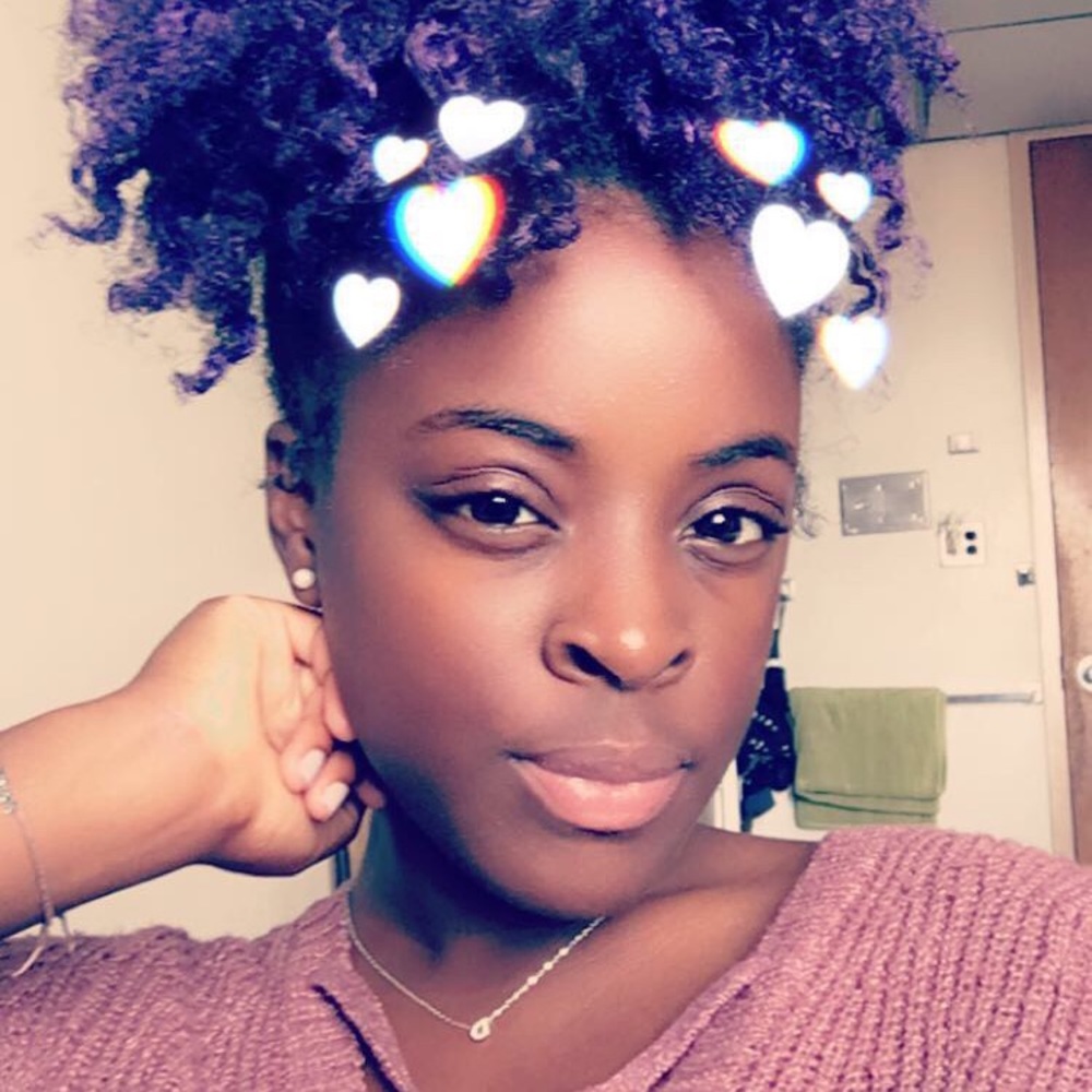 Meet your Posher, Davina